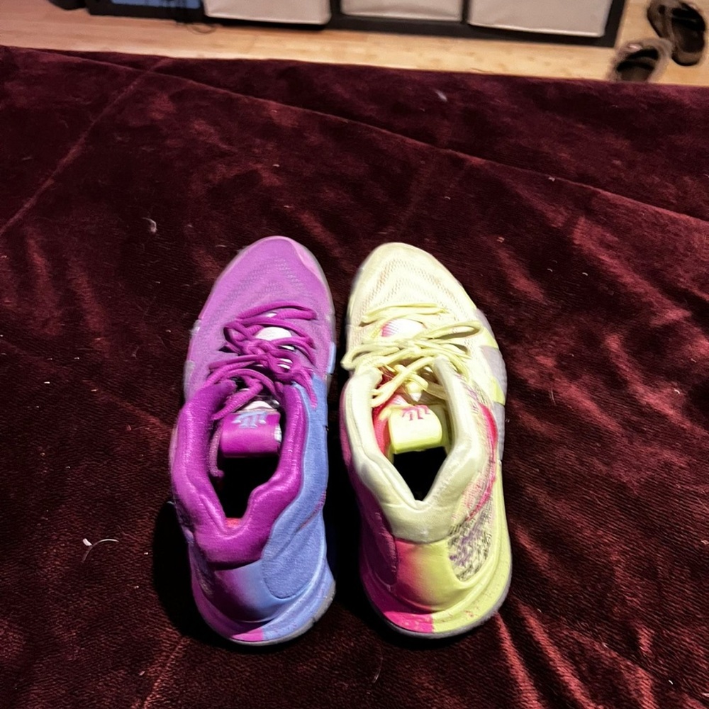 Kyrie 4 confetti